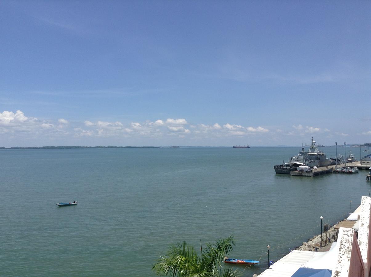 Sandakan Backpackers Hostel SDK Quarto foto