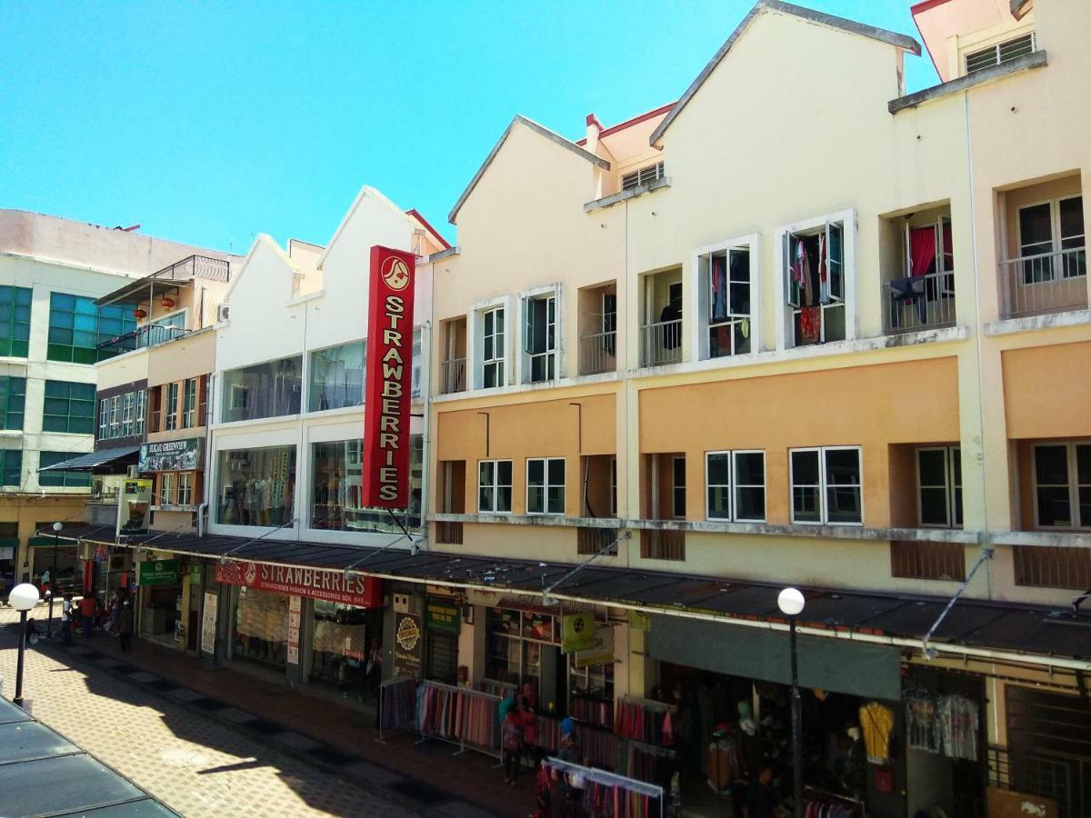 Sandakan Backpackers Hostel SDK Exterior foto